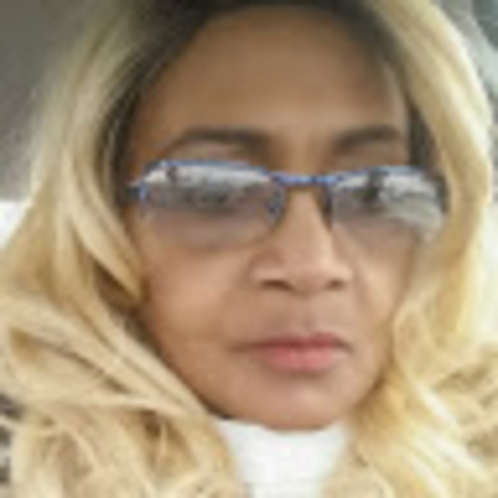 Meet your Posher, Sharon